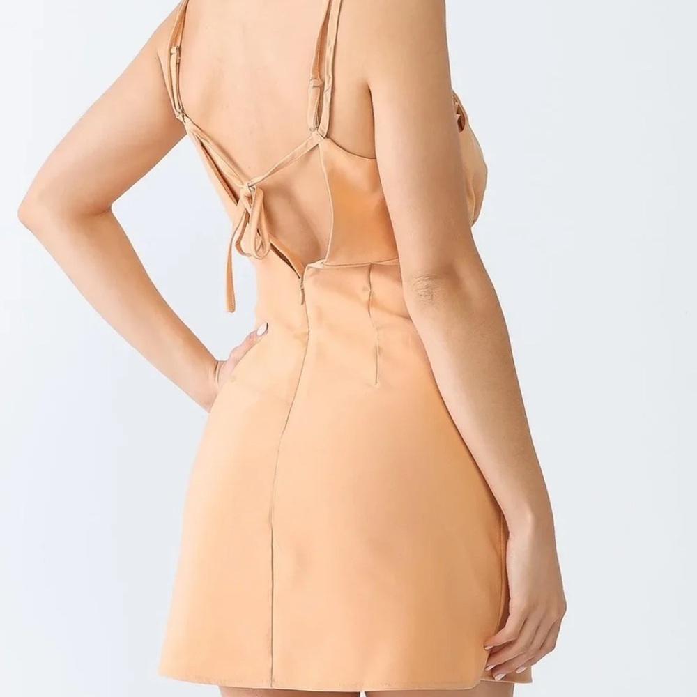 New Boutique Dress - Picture 3 of 4